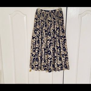 Vintage floral midi skirt